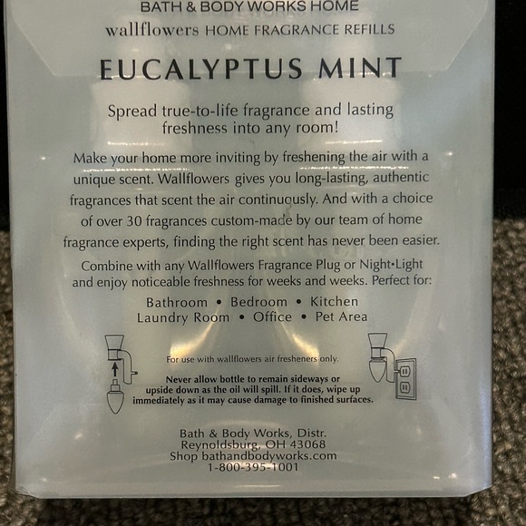 Wallflowers “Eucalyptus Mint” Fragrance Refill Bulbs - Picture 2 of 2